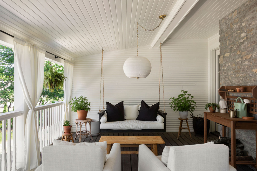 Elegant porch photo in Nashville