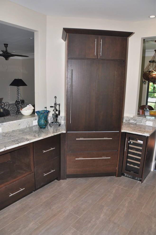 Example of a transitional kitchen design in Miami