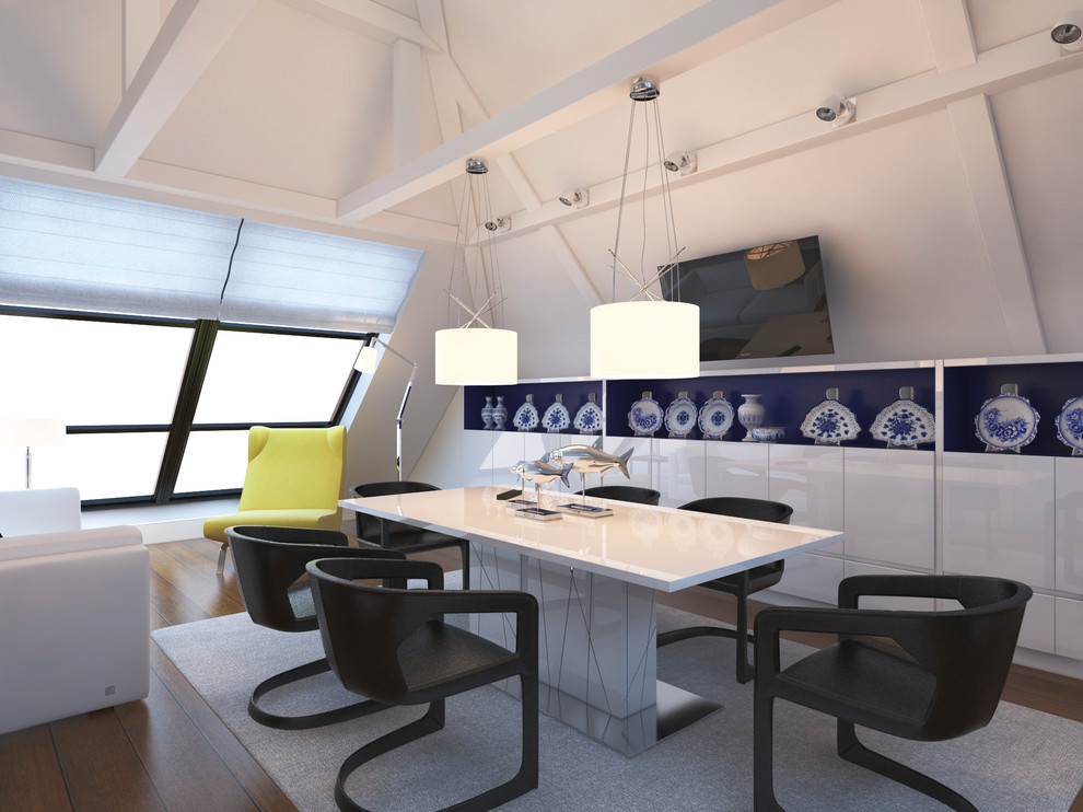 Исторический особняк в Берлине на берегу Рейн –  Германия, Берлин