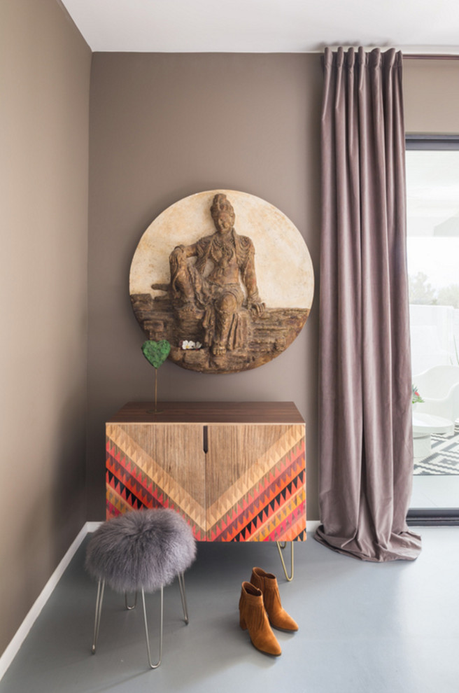 Home design - eclectic home design idea in Phoenix