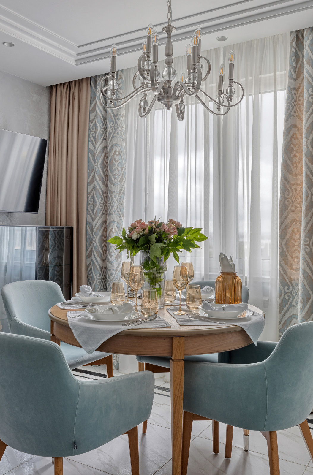 Уютная квартира на берегу Невы