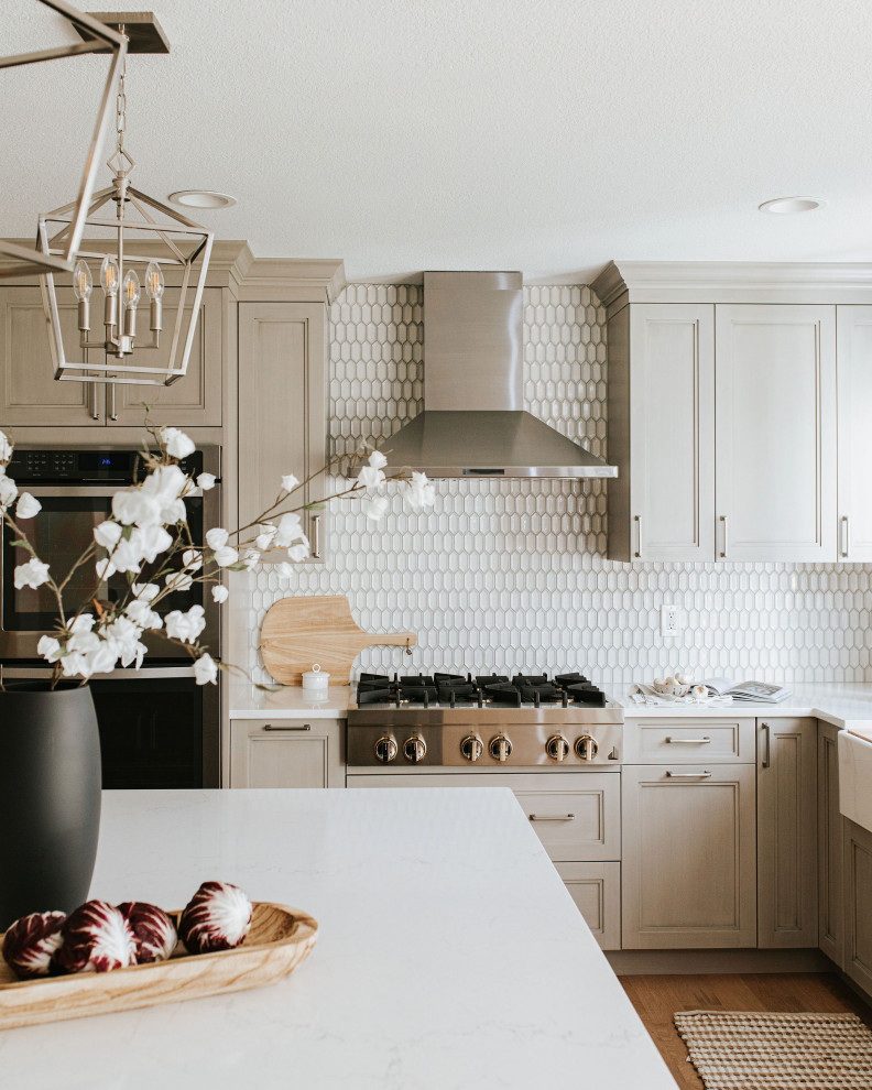Transitional kitchen photo in Denver