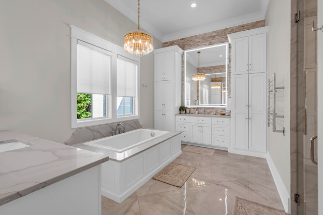 Private Residence On the Bayou traditional-bathroom