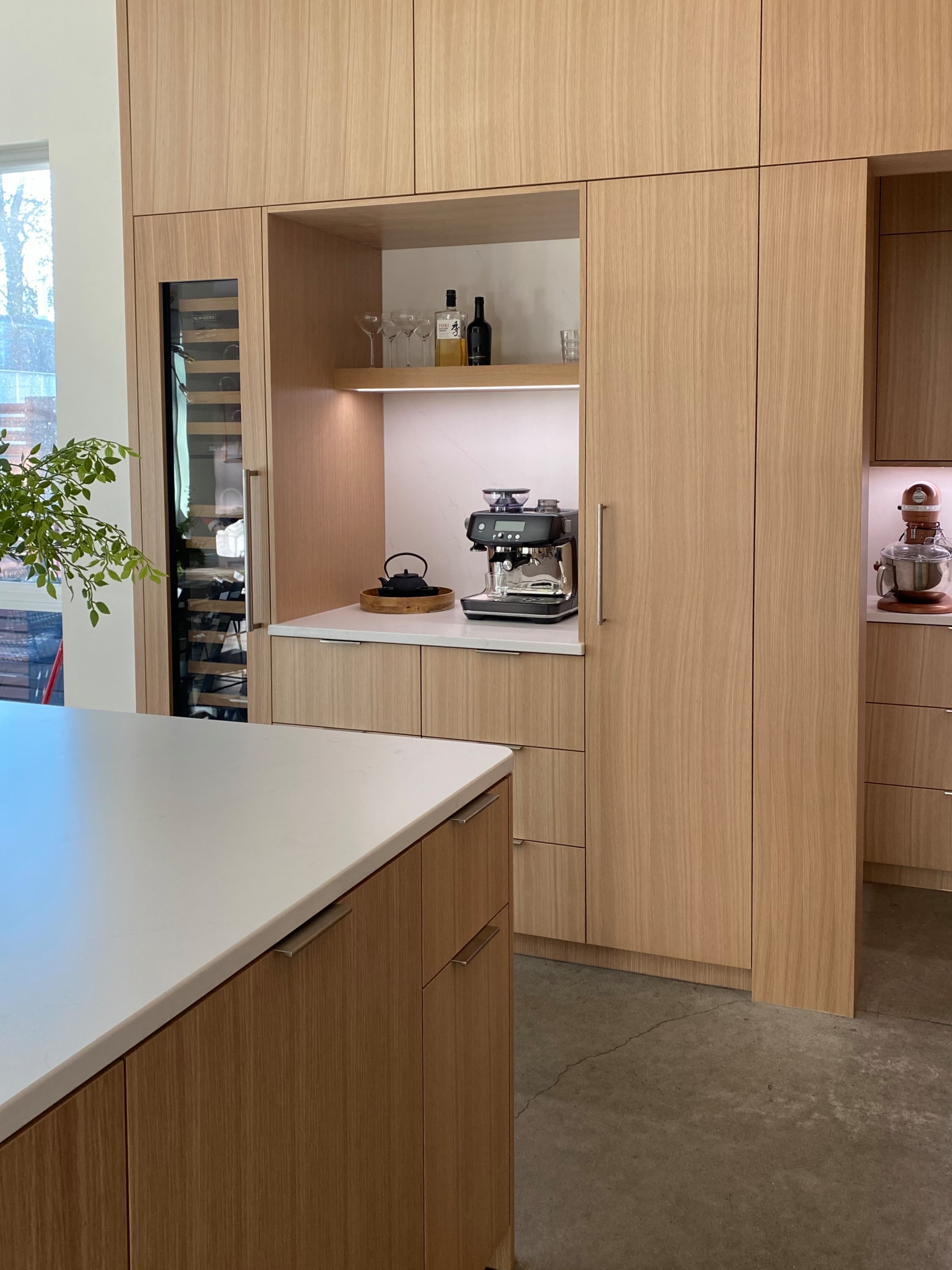 Modern White Oak Kitchen