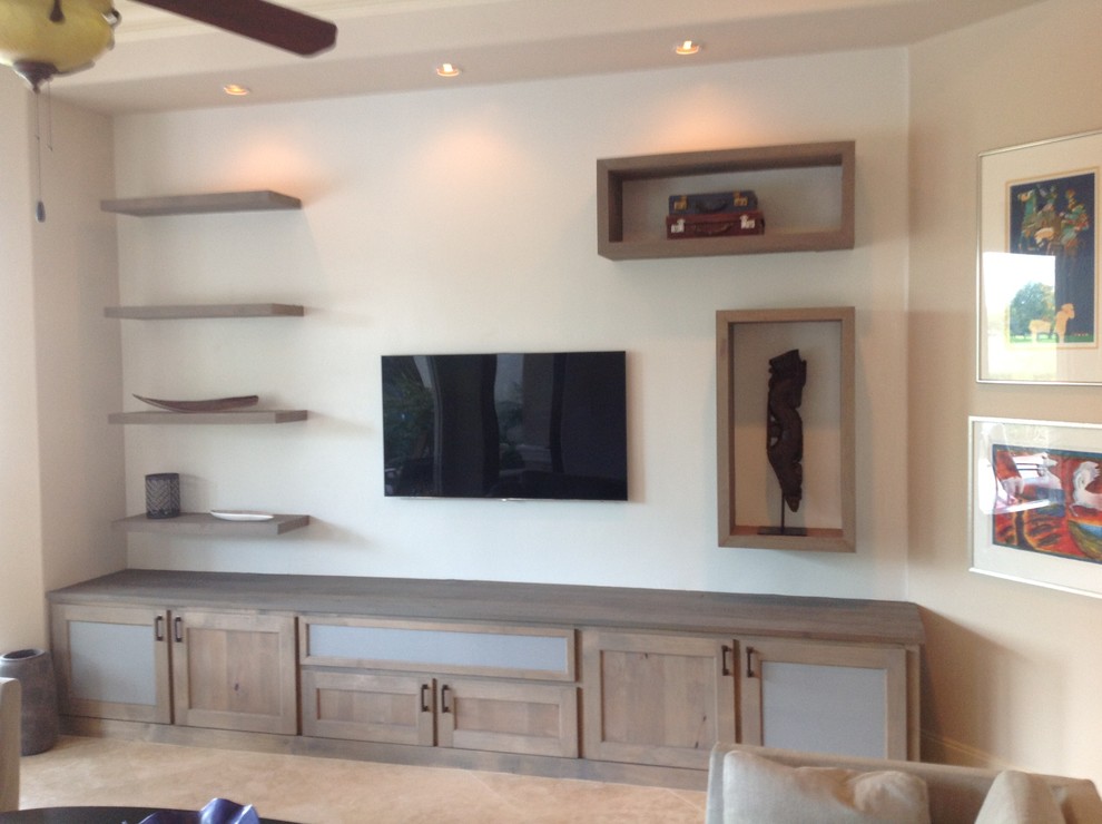 Photo of a transitional family room in Houston.