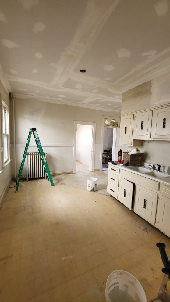 Restoring an 1800s Apartment: A Complete Transformation
