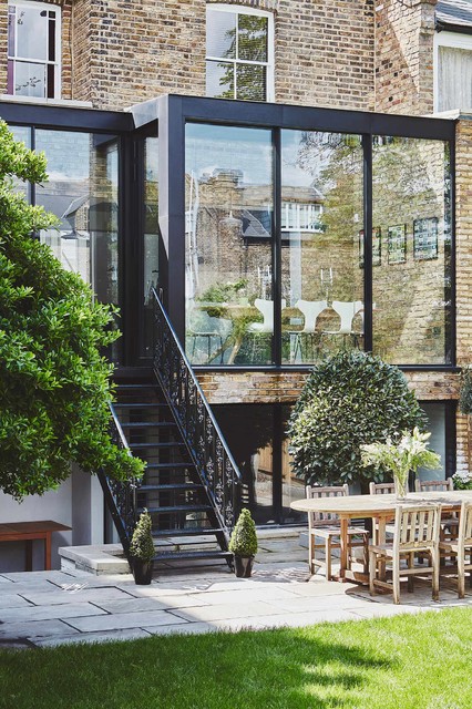 Gauden Road contemporary-uteplats