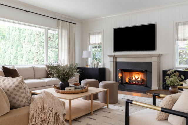 How to Create a Living Room for Aging in Place (8 photos)