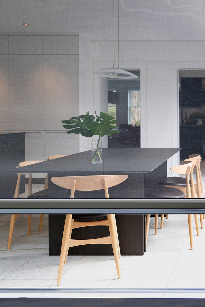Contemporary Kitchen in Scarsdale, NY - Contemporary ...