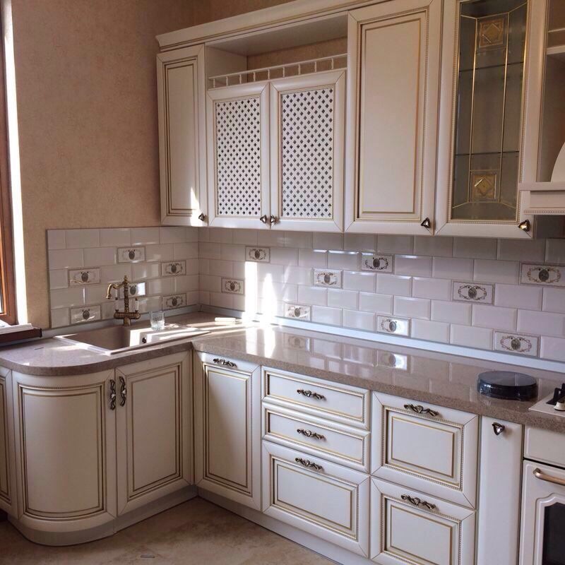 Italian white kitchen