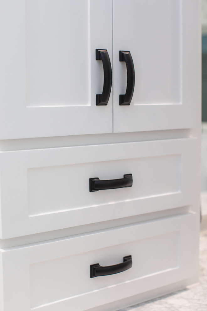 Whitebark Pine | Master Bathroom