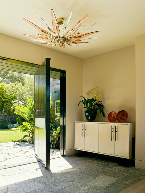 Entry contemporary-entre