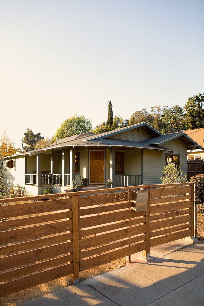 Inspiration for a craftsman exterior home remodel in Los Angeles