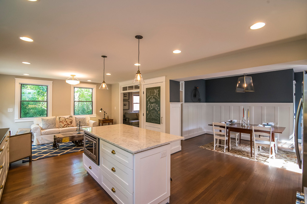 Example of a transitional home design design in Baltimore