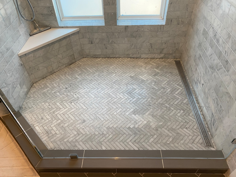 MASTER BATHROOM Carrara 3"x 6" Subway Marble / Herringbone Large