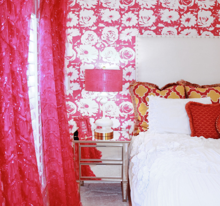 Bedroom - mid-sized modern guest carpeted bedroom idea with pink walls and no fireplace