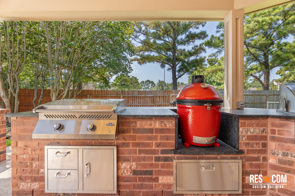 Cascading Brook - Outdoor Living