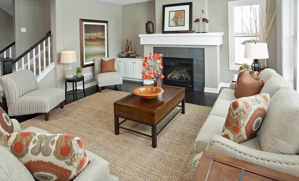 Home design - transitional home design idea in Chicago
