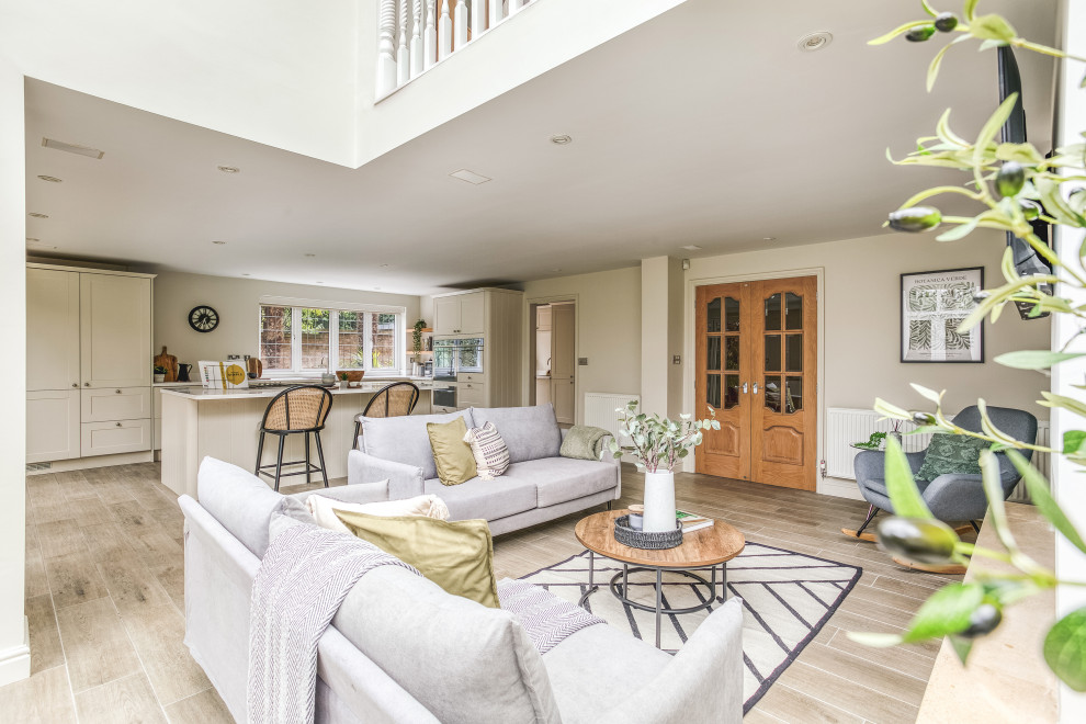 Staged to Sell - Part Furnished - Project Dovestone Gardens