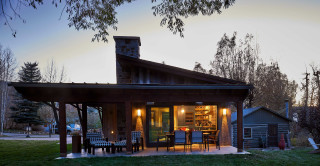 Houzz Tour: Eclectic Mountain Modern Decor in a Cozy Cabin (10 photos)