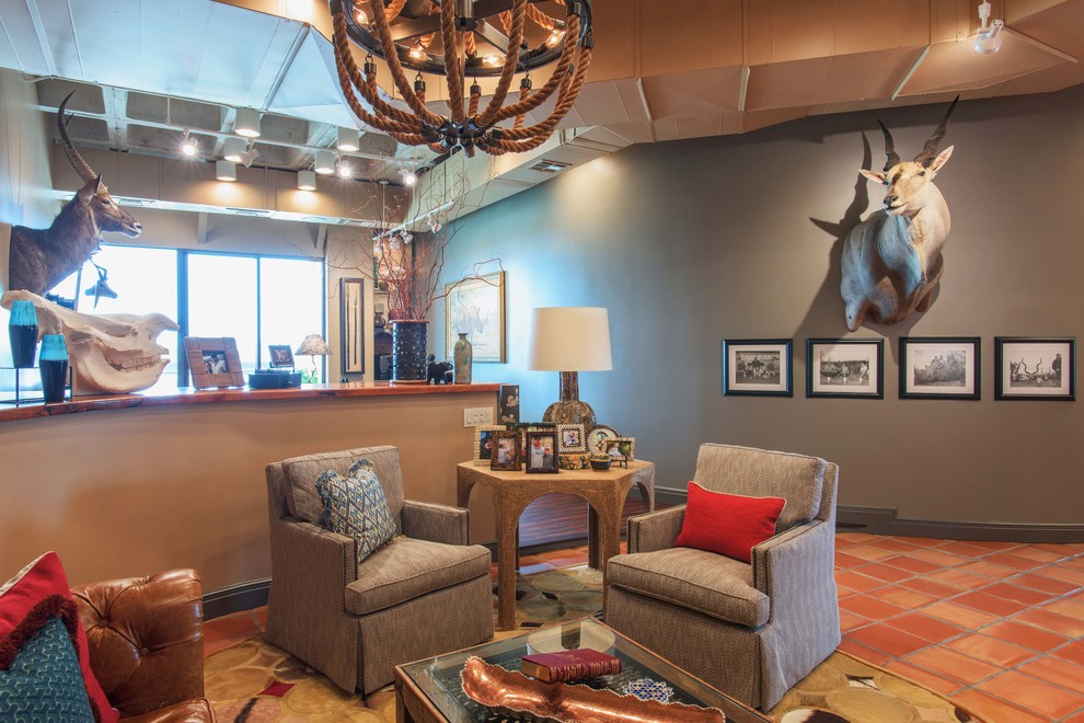 Example of a transitional home design design in Austin
