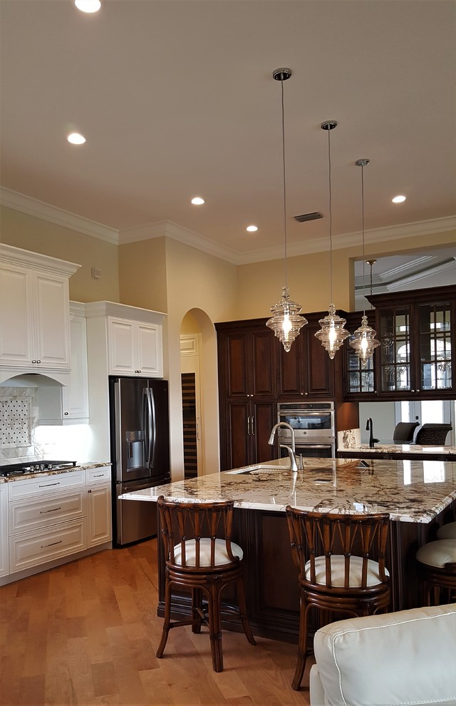 Inspiration for a transitional kitchen remodel in Miami