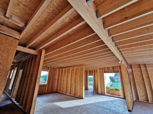 MAISON BOIS A OBJECTIF PASSIF contemporary
