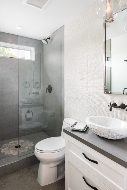 Corona Del Mar Duplex contemporary-bathroom