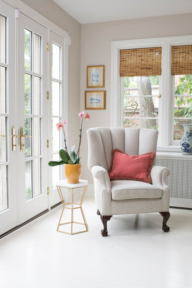 Example of a transitional home design design in Baltimore