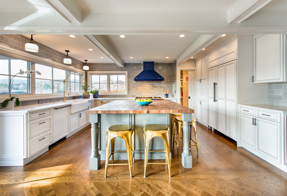 Transitional kitchen photo in Denver
