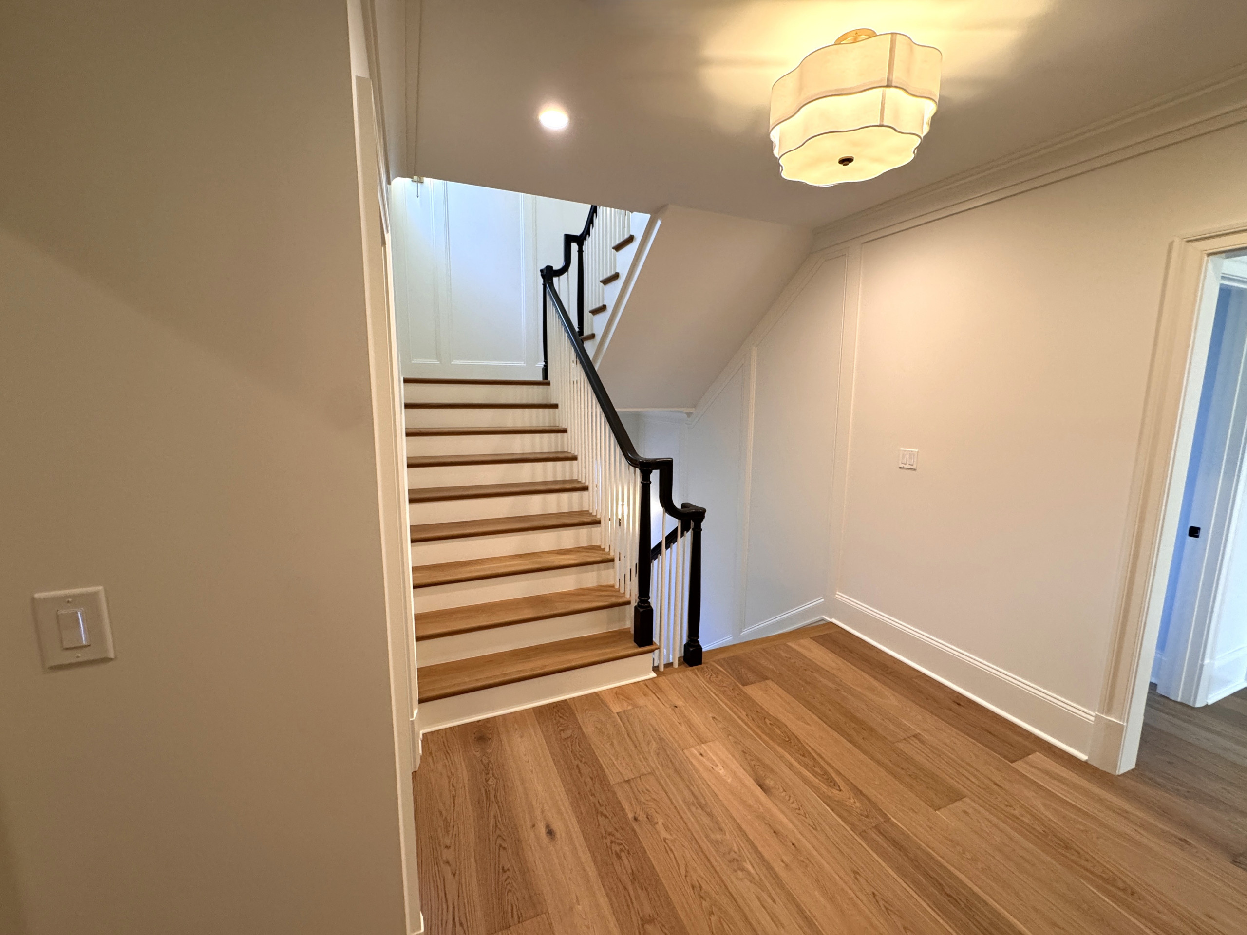 Project #160 | Traditional Box Stair with Gooseneck Handrail