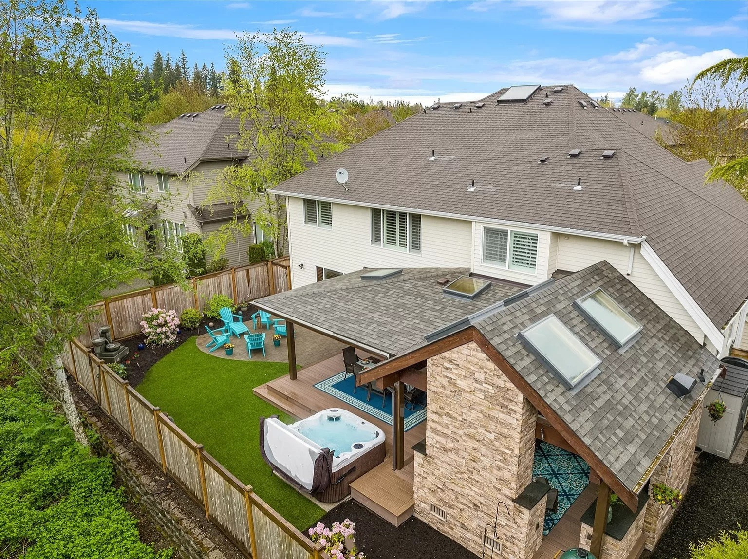 Sammamish Vaulted Outdoor Living