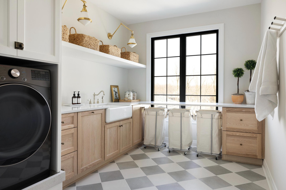 Indianapolis House - Traditional - Laundry Room - Minneapolis - by Bria ...