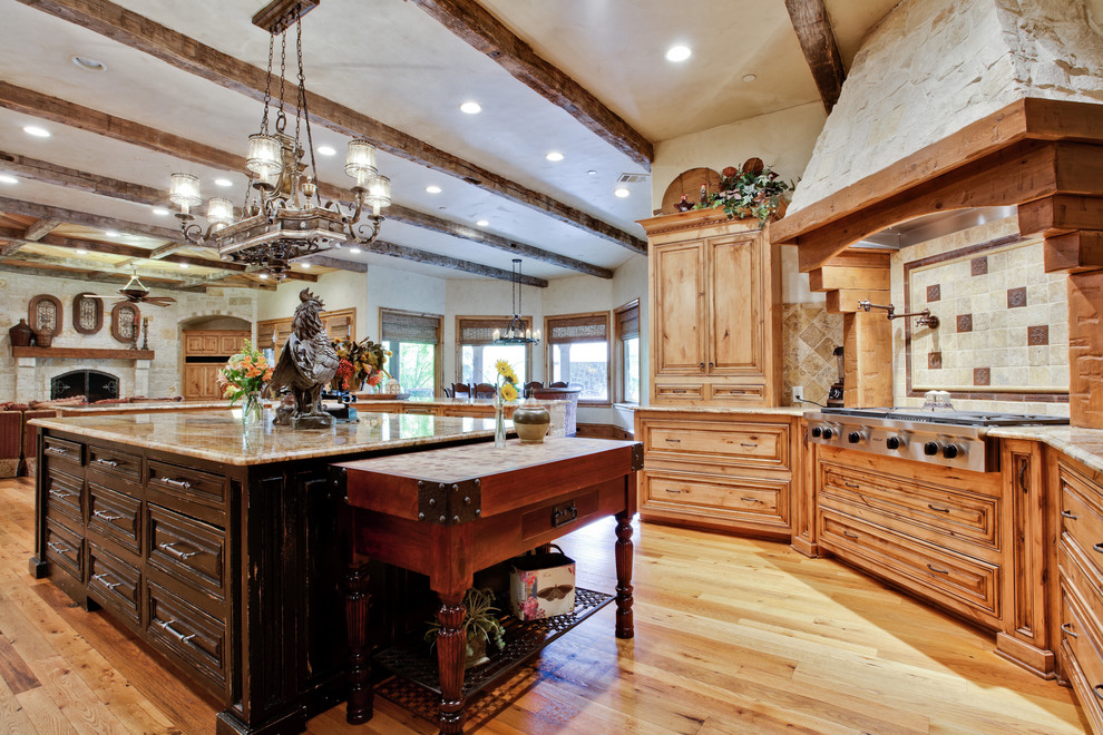 This is an example of a traditional kitchen in Dallas with granite benchtops.