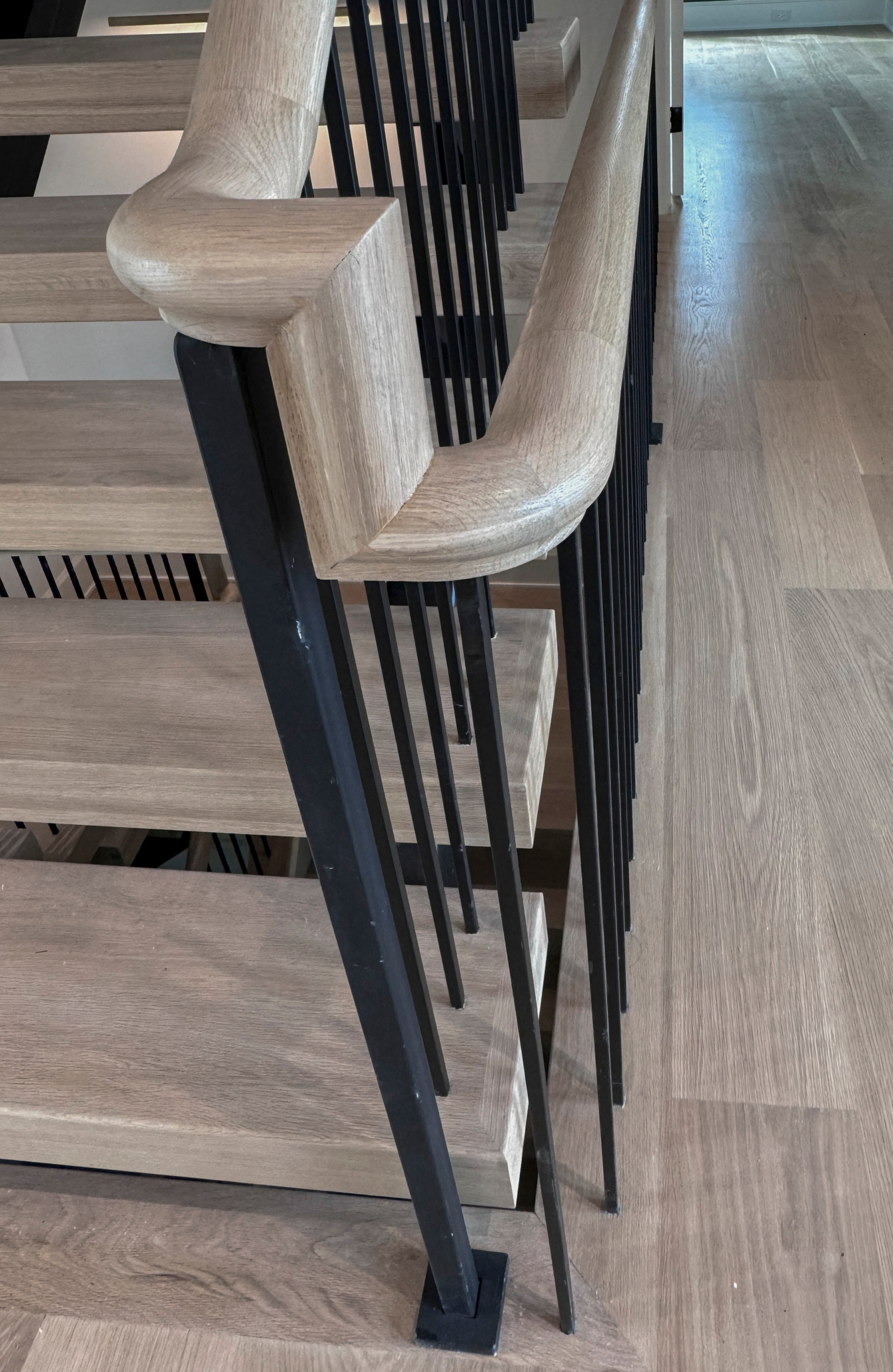 122_Modern Steel & Wood Floating Staircase, Arlington VA 22207