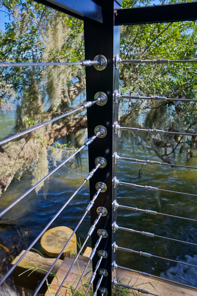 Inspiration for a transitional deck remodel in Charleston