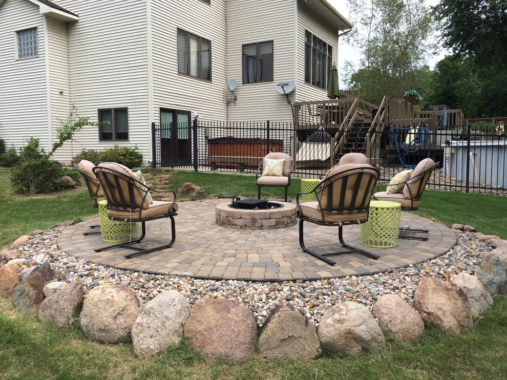 Patio - transitional patio idea