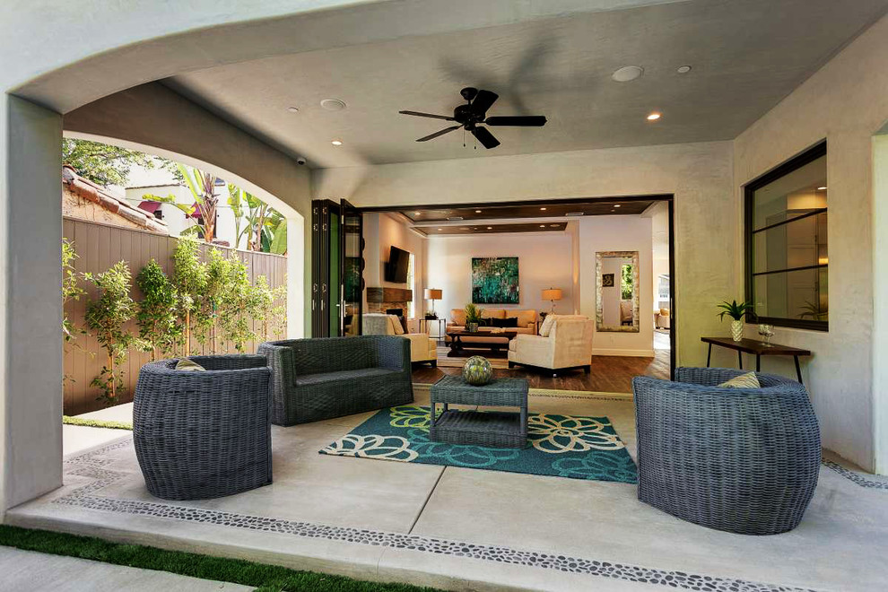 Студио Сити - Лос Анджелес. Дом и дизайн в средиземноморском стиле.