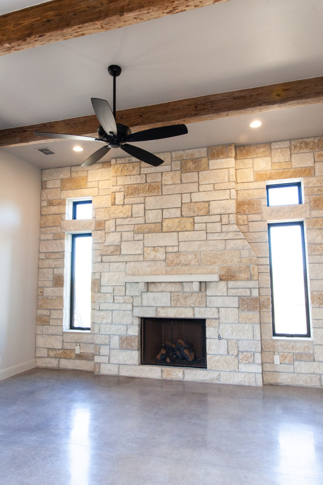 Bedroom - rustic bedroom idea in Austin