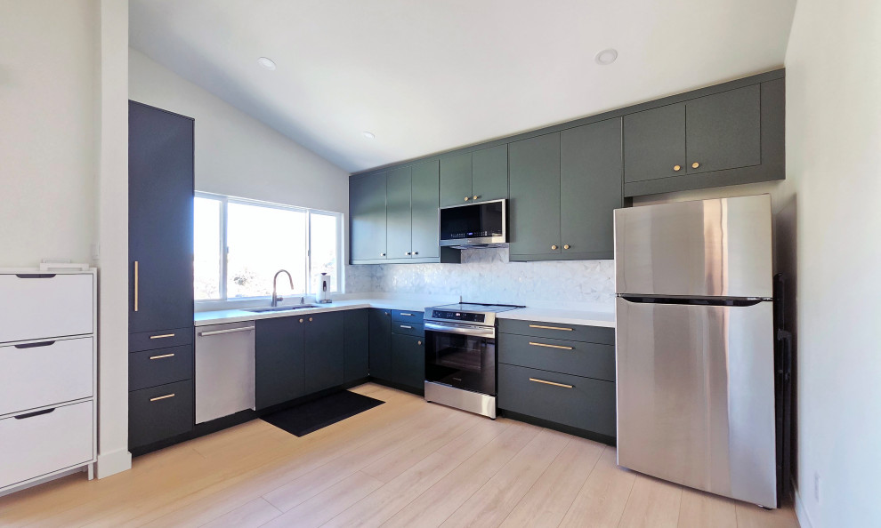 ADU 622 S.F. (Above Garage)