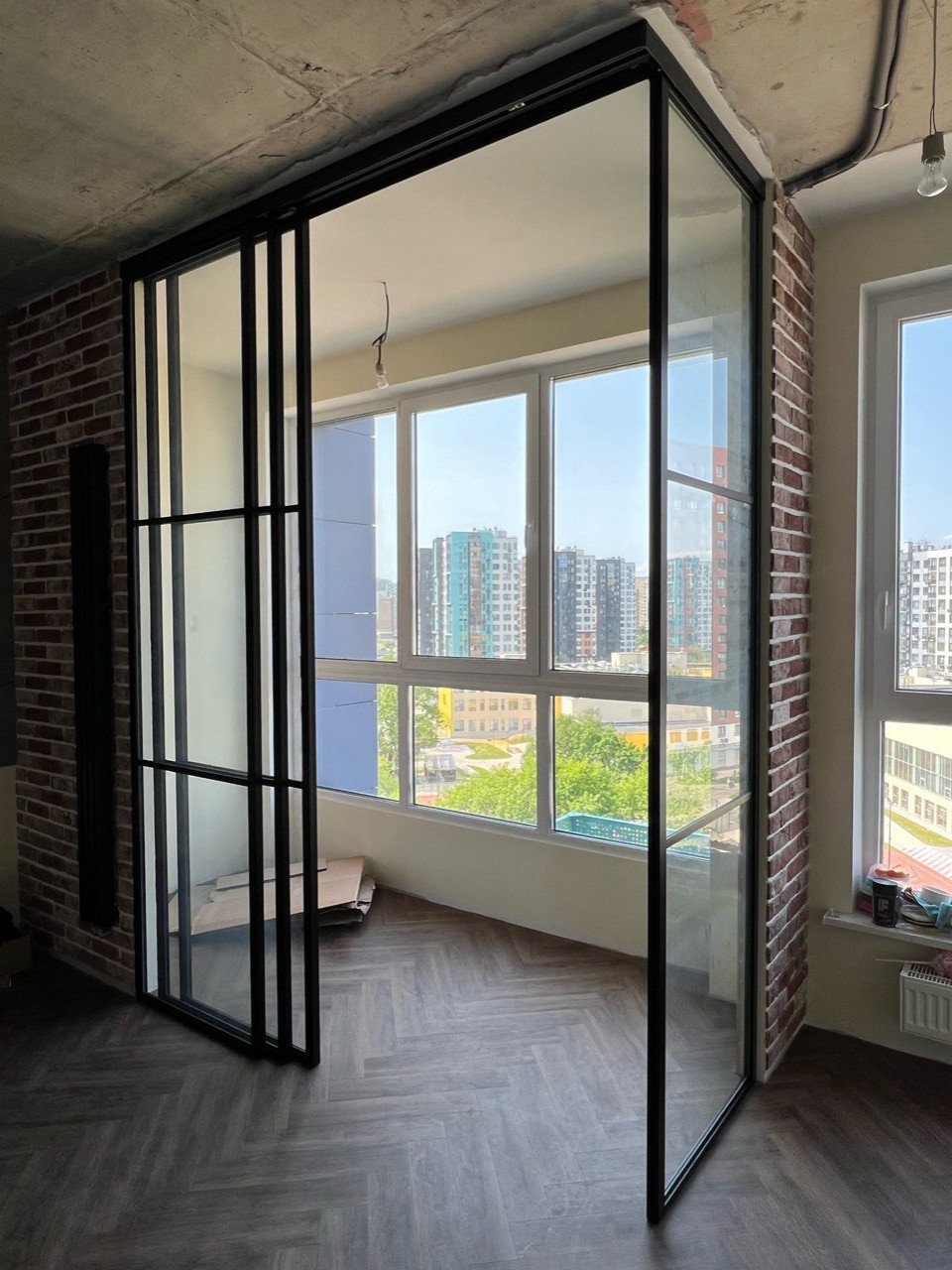 Угловая перегородка для кабинета