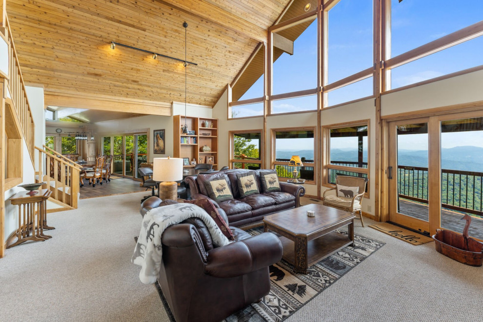 Soaring Eagles View T & G