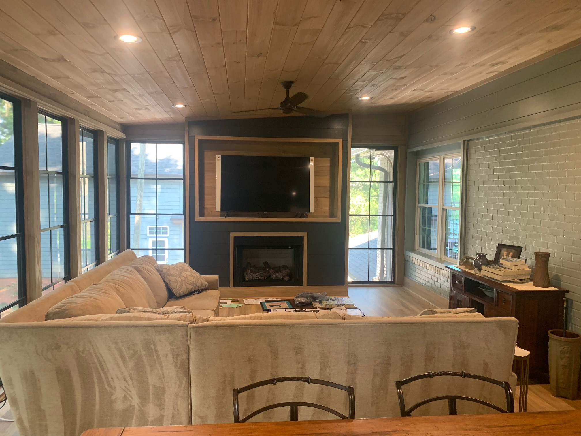 Sunroom & Kitchen