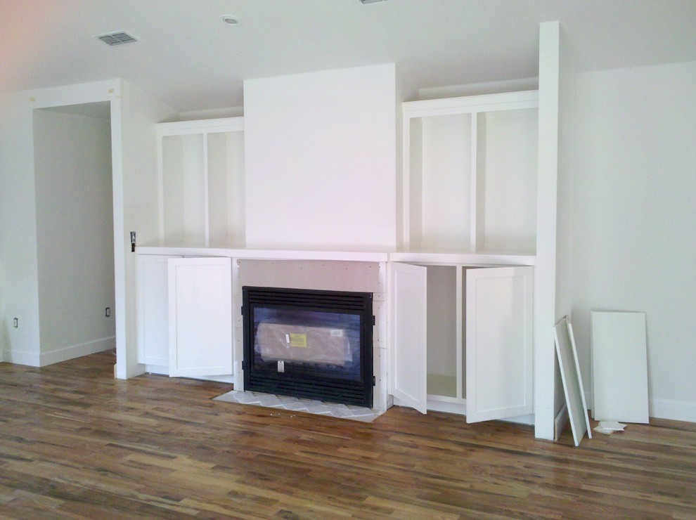 Kitchen - transitional kitchen idea in Austin with white cabinets