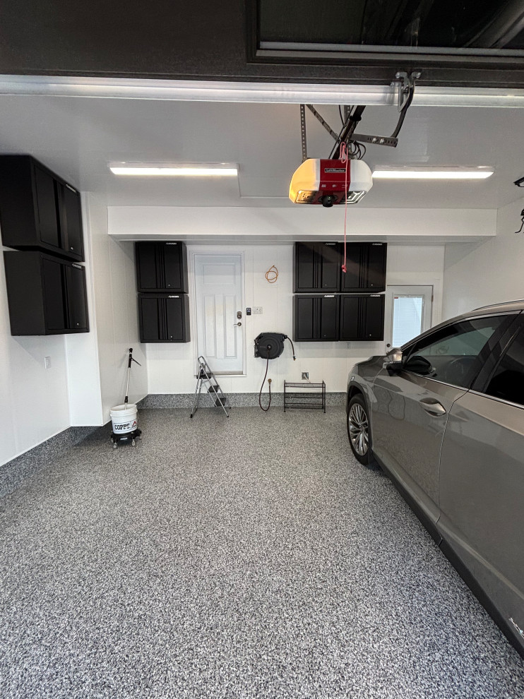 Martinet Ave - Garage Interior - Trusscore & Epoxy