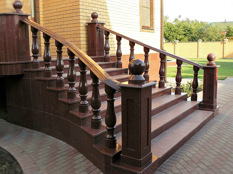 Ступени из мрамора