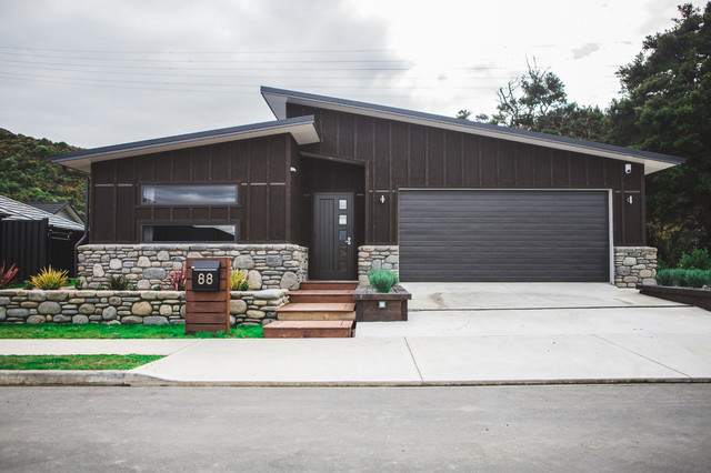 New build contemporary-exterior