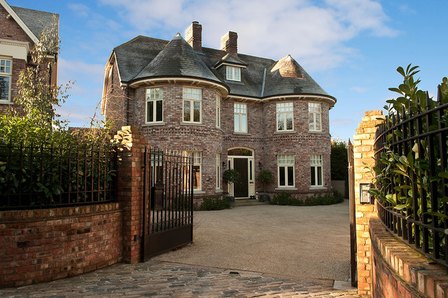 Pair complimentary salvaged brick finished dwellings viktorianisch-haeuser
