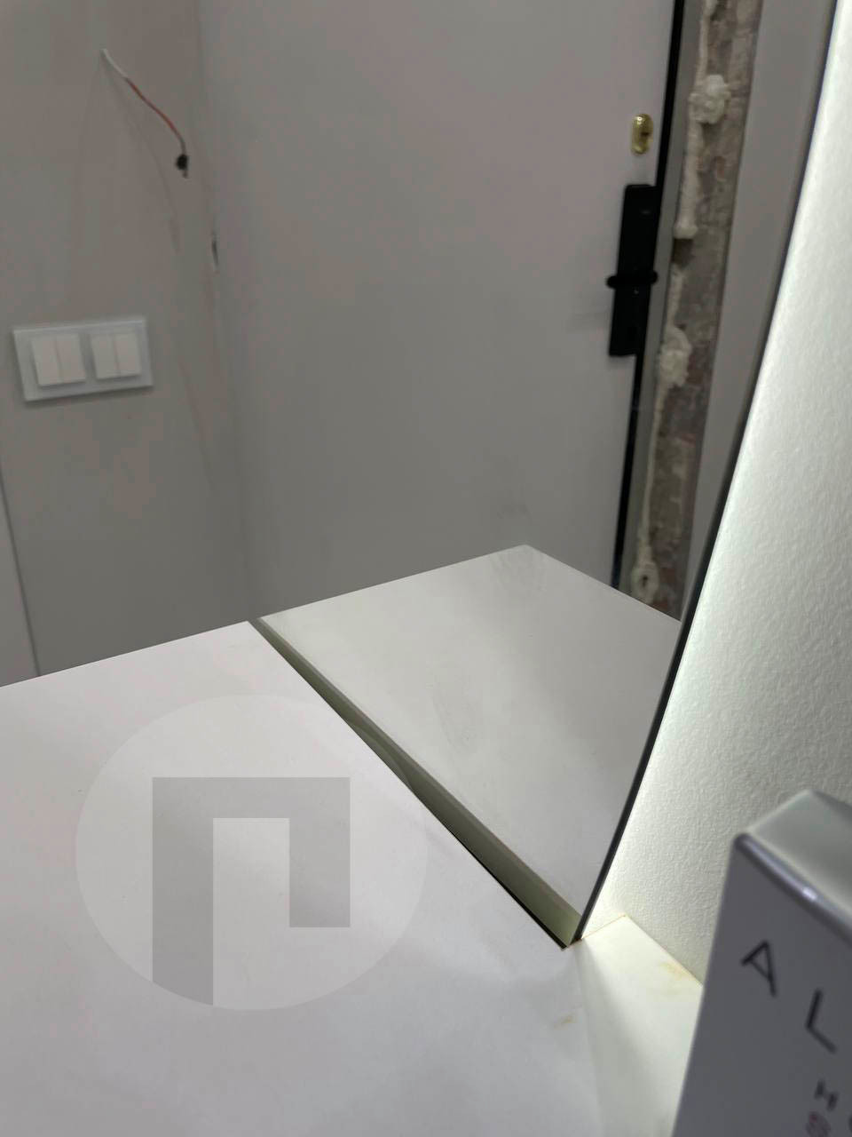 Зеркало в прихожую