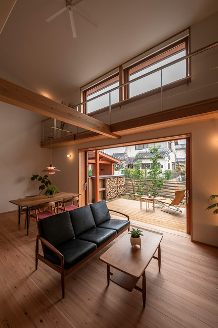 CANVAS HOUSE japanisch-modern-wohnbereich